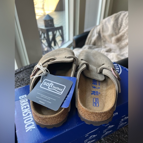 ✨BIRKENSTOCK BOSTON SUEDE SOFT FOOTBED CLOGS IN TAUPE 36 5 NARROW - Picture 11 of 14